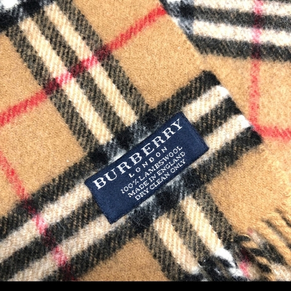 BURBERRY SCARF - Picture 4 of 4